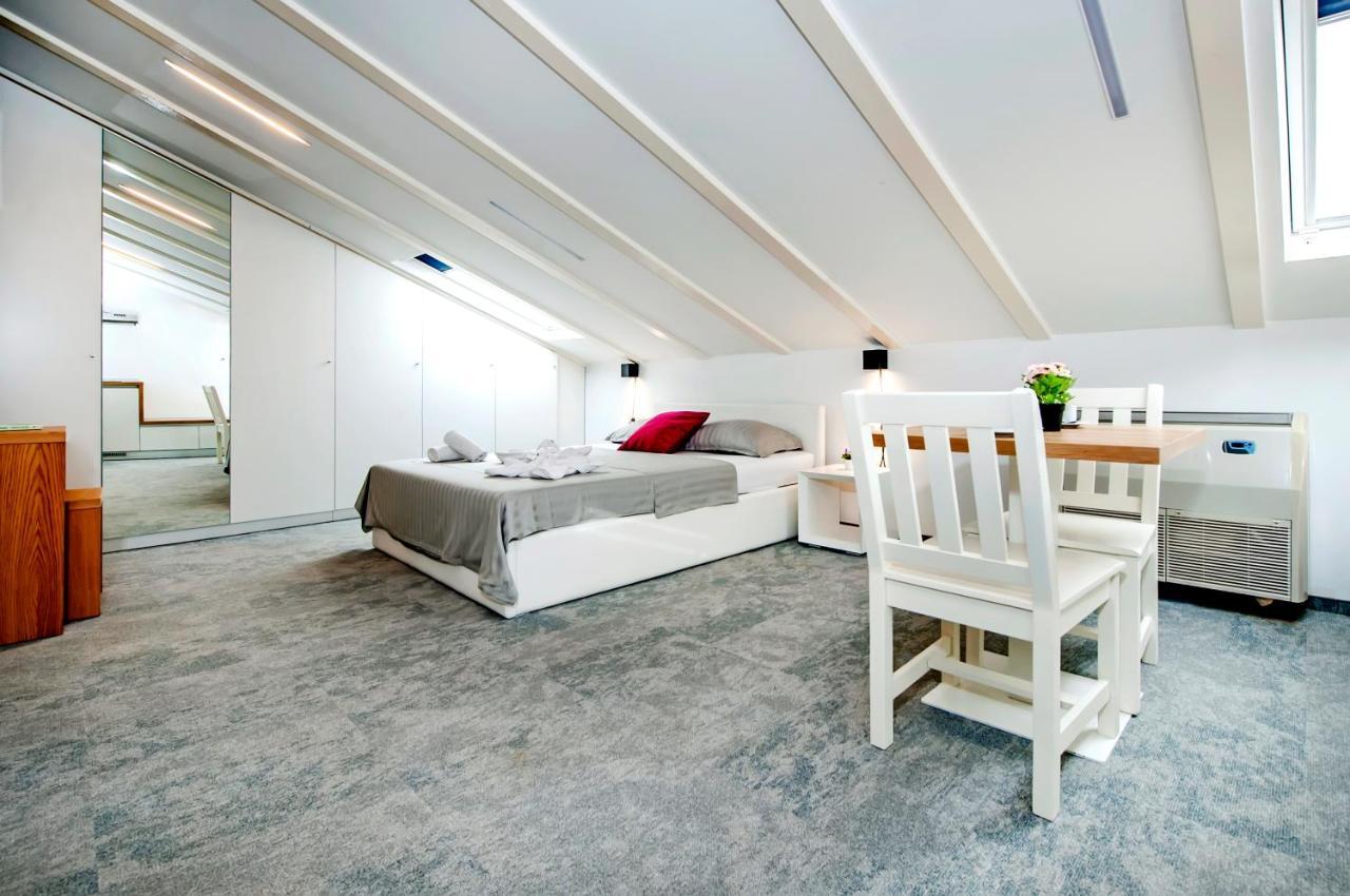 Villa Castrum Rovinj Eksteriør billede