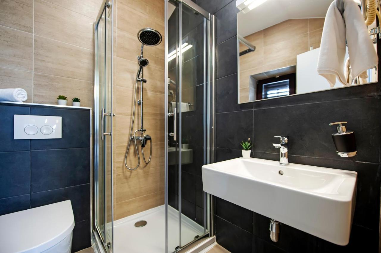 Villa Castrum Rovinj Eksteriør billede